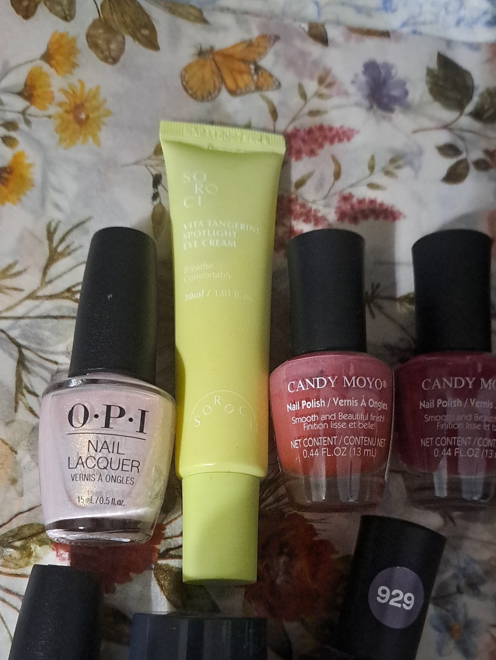 Makeup Bundle - Picture 4 of 8